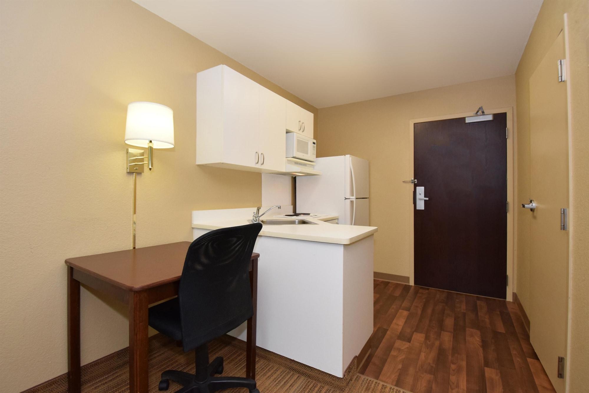 Extended America - - Westchase - Richmond Hotel 2*
