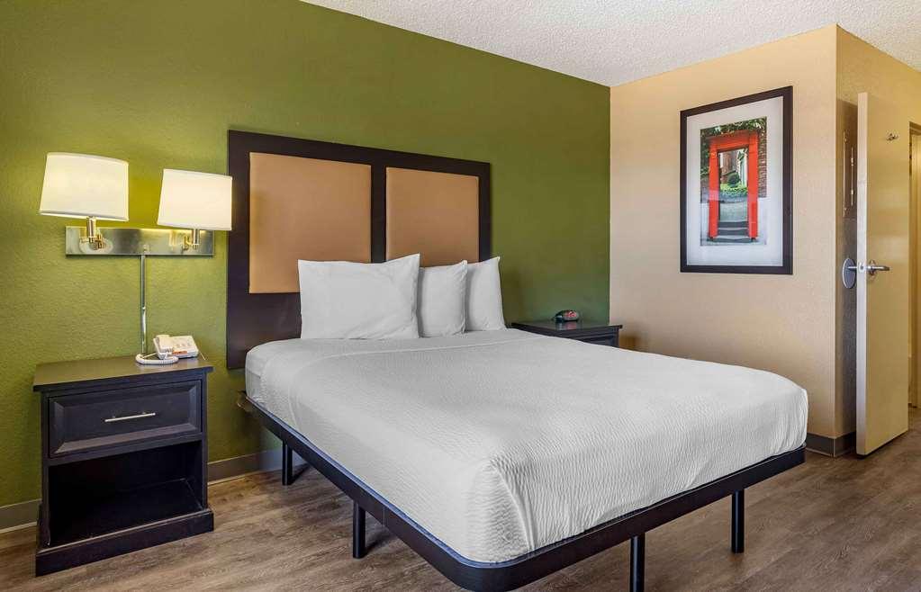 Extended America - - Westchase - Richmond Hotel 2*